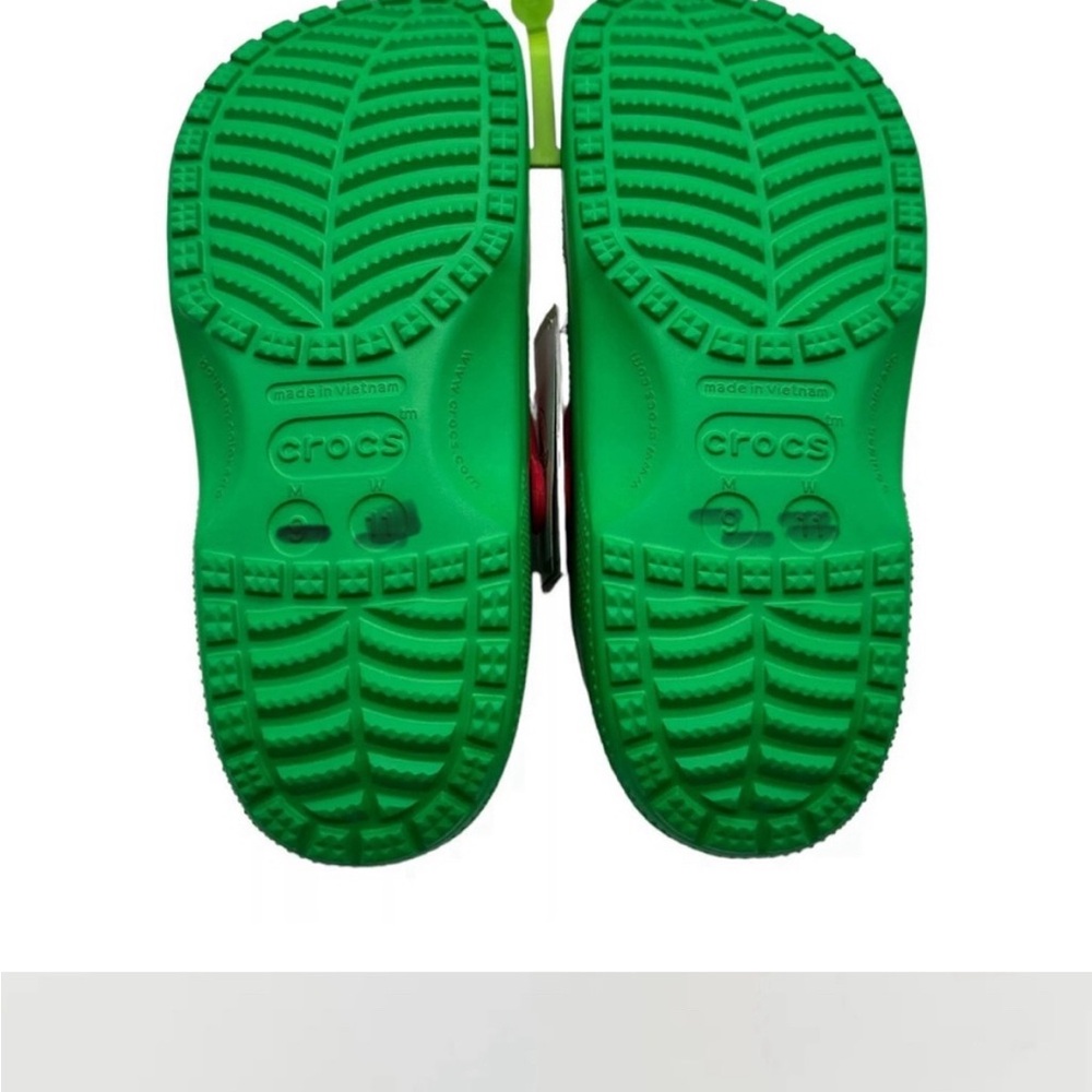 Disney Parks Holiday Christmas
New 
Crocs Mickey & Friends Clogs
W7 M5 UNISEX - Picture 6 of 7